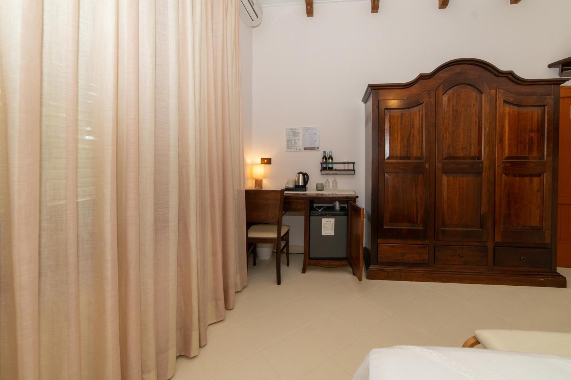 B&B Villa Mamma Grazia 산비토데이노르만니 외부 사진